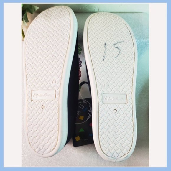 Maui & Sons Black Sneakers w/ Pastel Daisy Eyelets - Picture 9 of 9